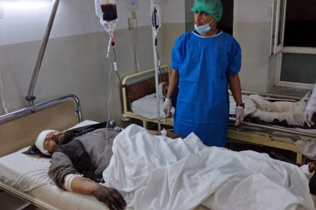 अफगानिस्तानमा बुधबार एक मिनिबस र मस्जिदमा भएको चार विस्फोटमा परी कम्तिमा १२ जनाको मृत्यु