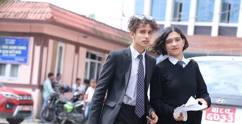 उमेरले २० वर्ष पनि नकटेका दुई विद्यार्थी असार ९ गते सर्वोच्च अदालत पुगे  ?