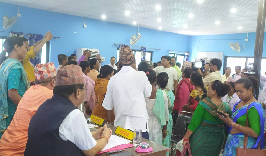 आठौं नगर सभाको तेस्रो बैठकमा विवाद उत्पन्न धनगढी उपमहानगरपालिकामा