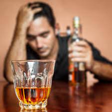 ‘रक्सी पिउनु स्वास्थ्य र स्वास्नी दुवैको लागि हानिकारक छ,