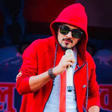 ‘जिग्री ब्रो’ नामले परिचित कलाकार कुमार कट्टेलले झापा क्षेत्र नम्बर ५ बाट स्वतन्त्र उम्मेदवारी दिने