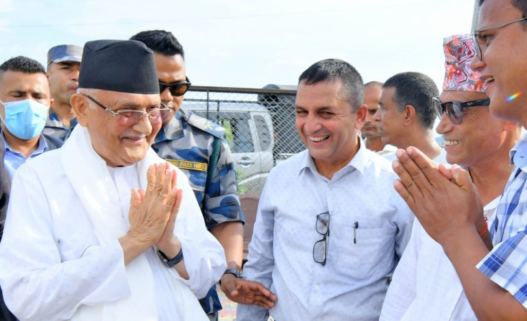 नेकपा एमालेले संविधान दिवसको अवसरमा प्रातःकालीन पैदल भ्रमण आयोजना गर्ने