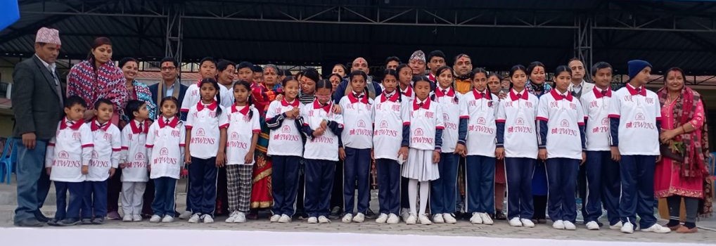पूर्वी नवलपरासीको एउटै विद्यालयमा १३ जोडी जुम्ल्याहा विद्यार्थी,