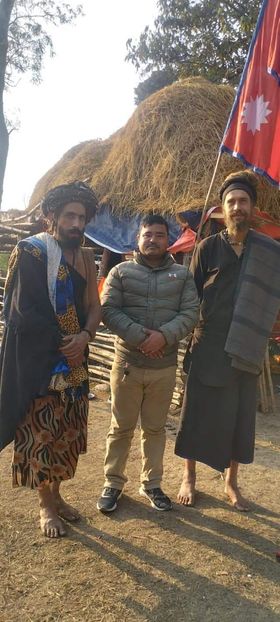 समाजसेवी तथा ,इन्जिनीयर रावल द्रावारा  छाडा चौपाया व्यवस्थापनका लागि  आर्थिक सयोग
