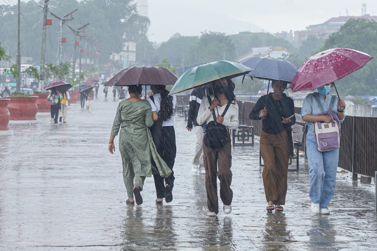 देशभर मनसुनी वायुको प्रभाव रहेको मौसम पूर्वानुमान महाशाखा बताए ।
