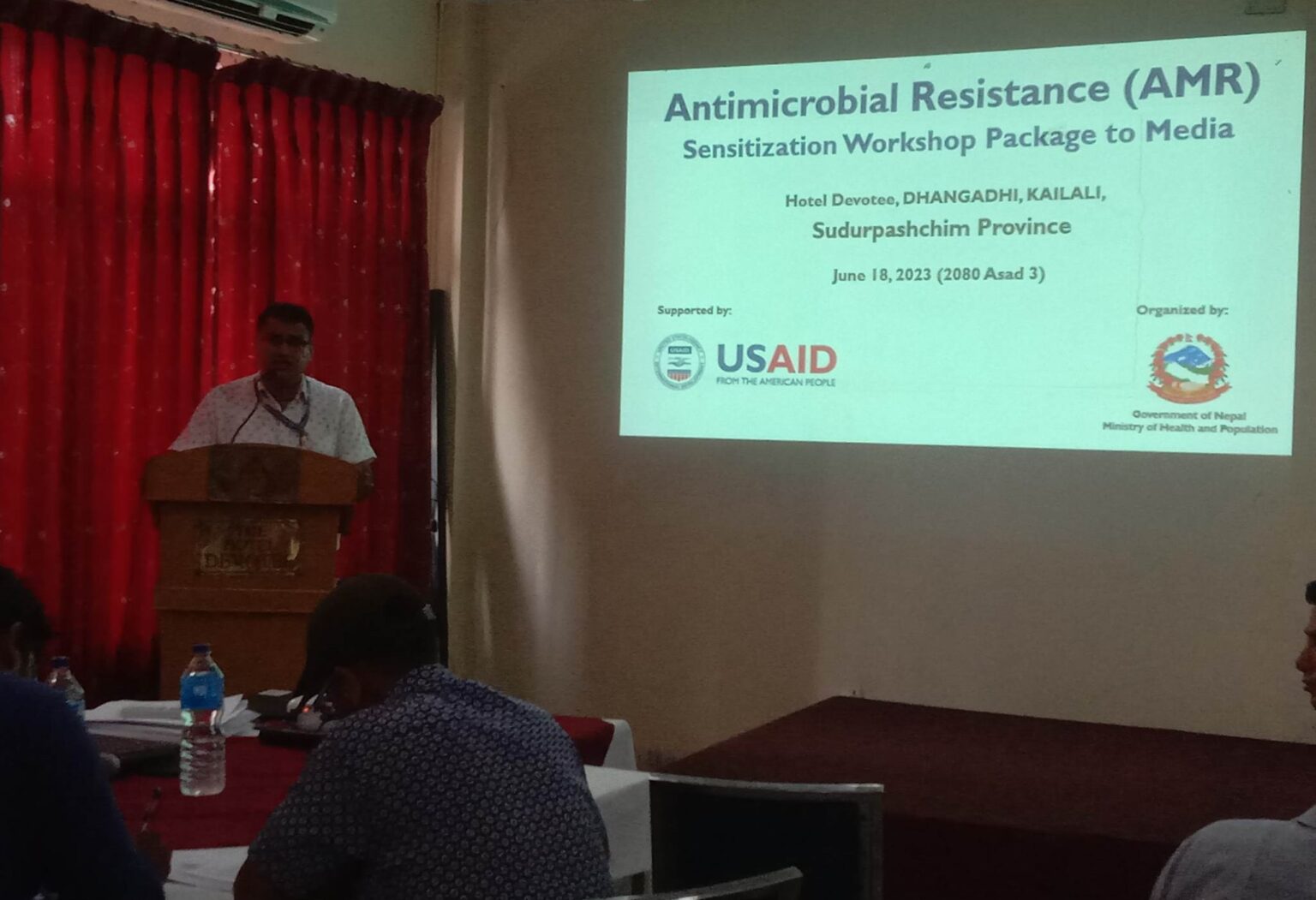 नेपालमा महामारीको जोखिम तर्फ लम्कदै,धेरै एन्टिबायोटिकको जथाभावी प्रयोगले,