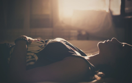 किन आजकाल छोराछोरीहरु एकान्तमा बसिरहेका छन् ?