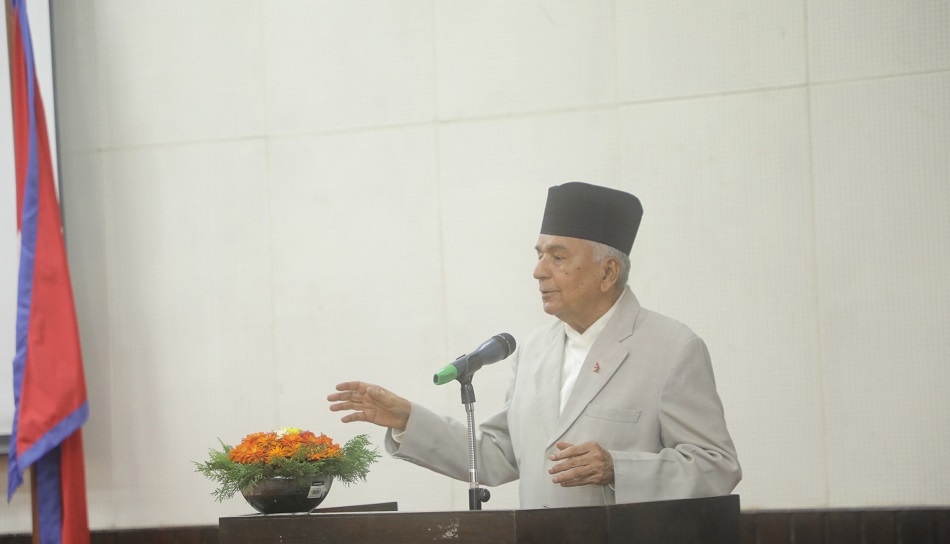 राष्ट्रपति पौडेलले पत्रकारिताको मर्यादामाथि कतैबाट प्रश्न उठ्न नदिन आग्रह