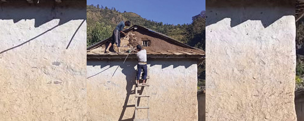 भूकम्पले चर्किएका घर टालटुल गरिदैँ बाजुरामा