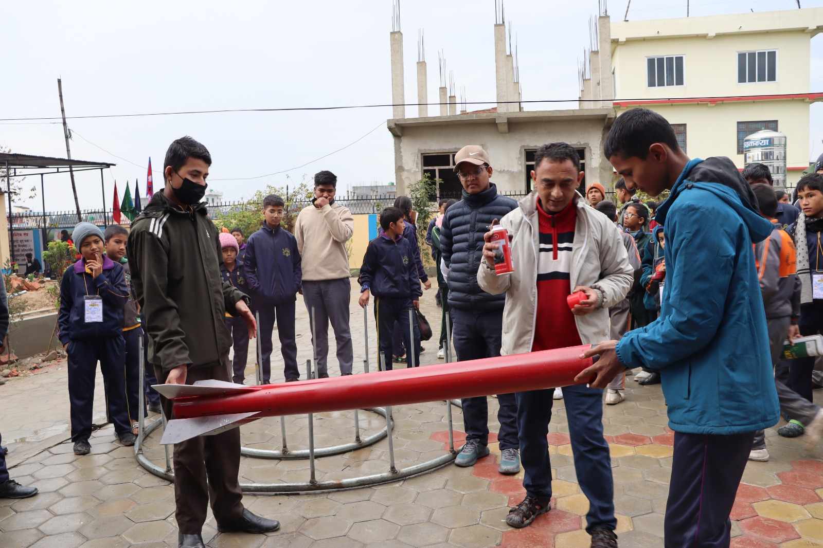 चैतन्य स्ट्रिम वर्कसपमा रकेट तयार…. भोली ग्रह तथा उपग्रह अवलोकन गराइने