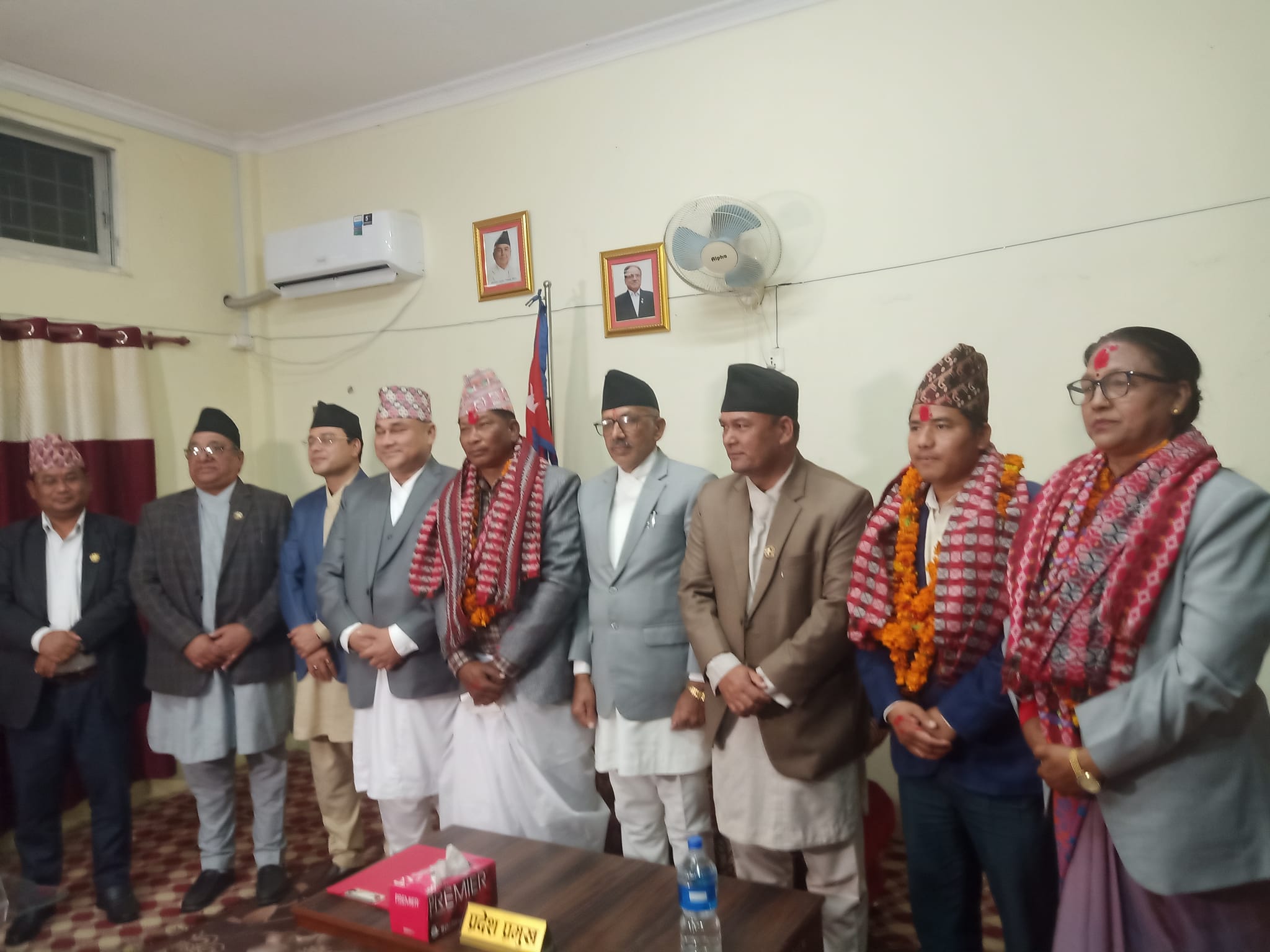 नाउपार्टीबाट मन्त्री थपे पनि सुदूरपश्चिम सरकार अल्पमतमै