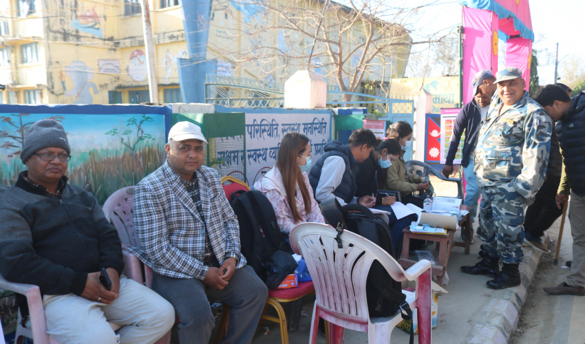 विश्व मोटोपन दिवसको अवसरमा धनगढीमा स्वास्थ्य परीक्षण,