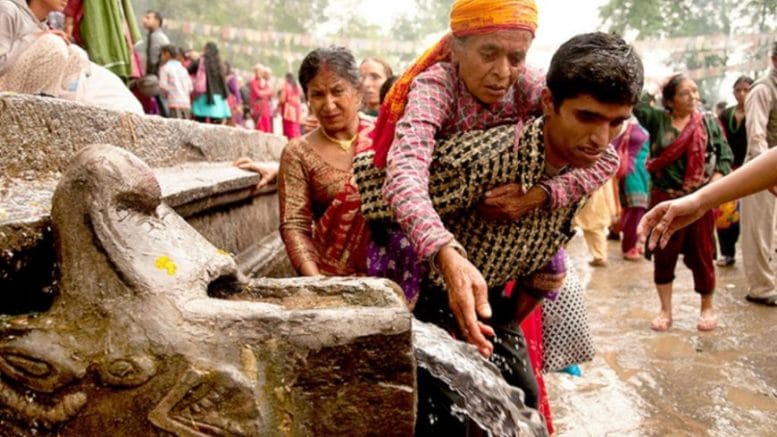 आज मातातीर्थ औँसी अर्थात आमाको मुख हेर्ने दिन